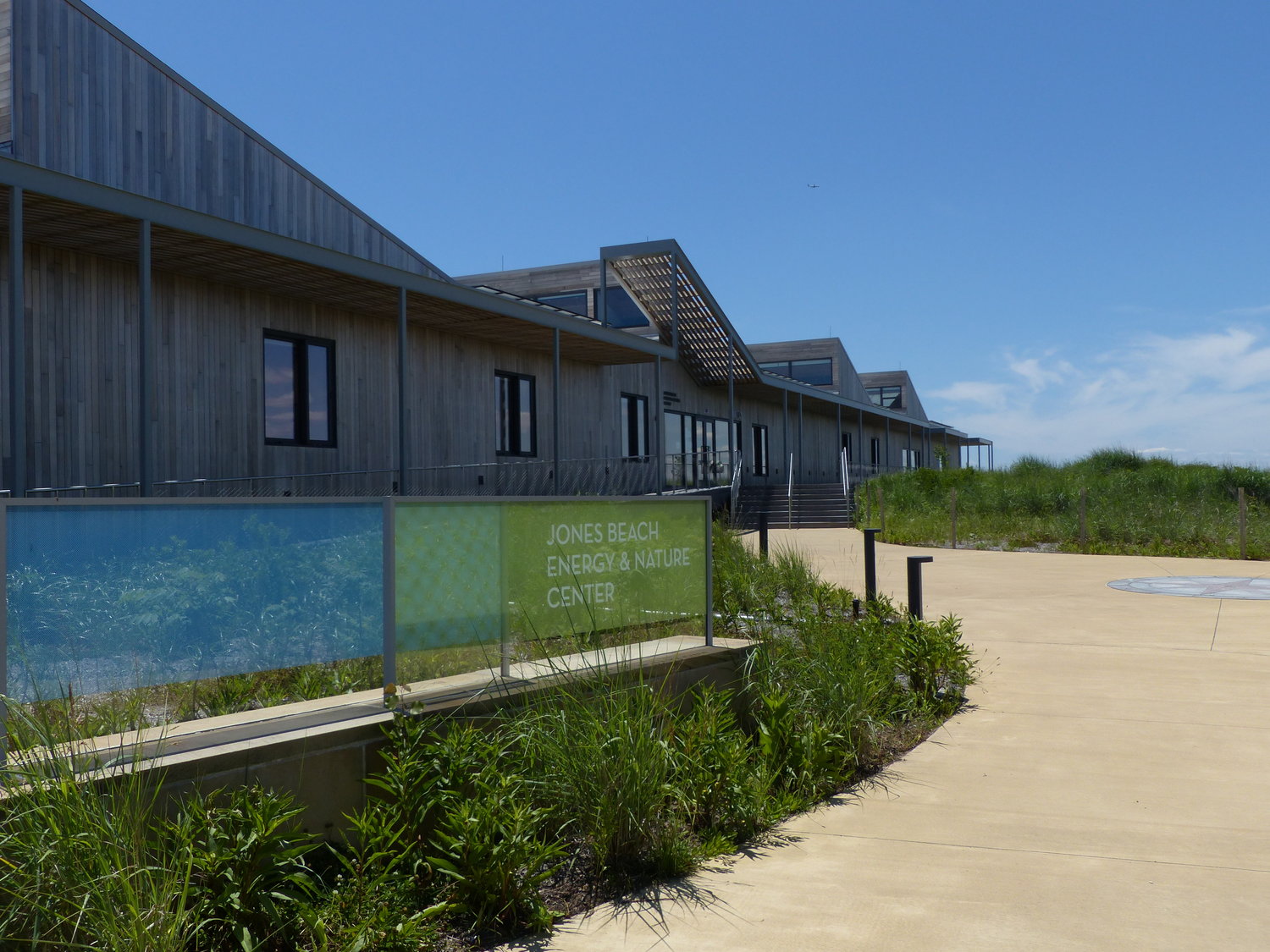 Learning about Jones Beach at the Energy and Nature Center Herald